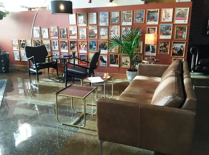 WhiskeyKitchen-BackLounge