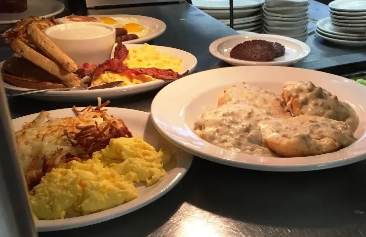 Breakfast at Metro Diner in Raleigh - NC Triangle Dining
