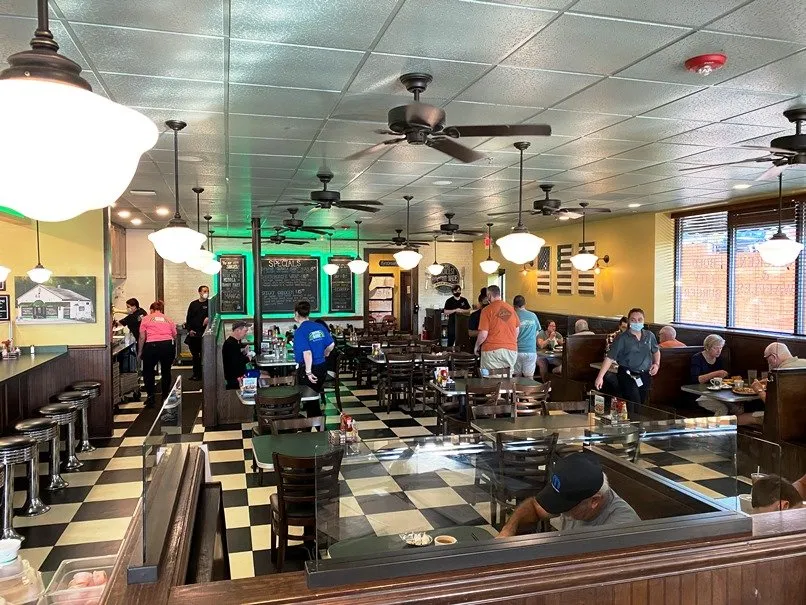 Dining room at Metro Diner in Raleigh - nctriangledining.com