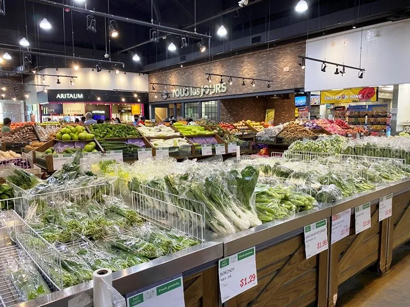 Produce area at H Mart in Cary - nctriangledining.com