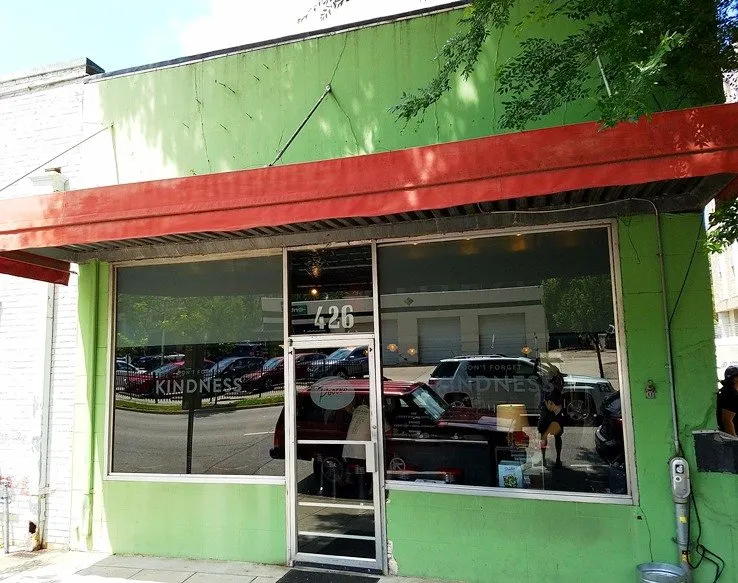 Front of Poole's Diner in Raleigh - nctriangledining.com