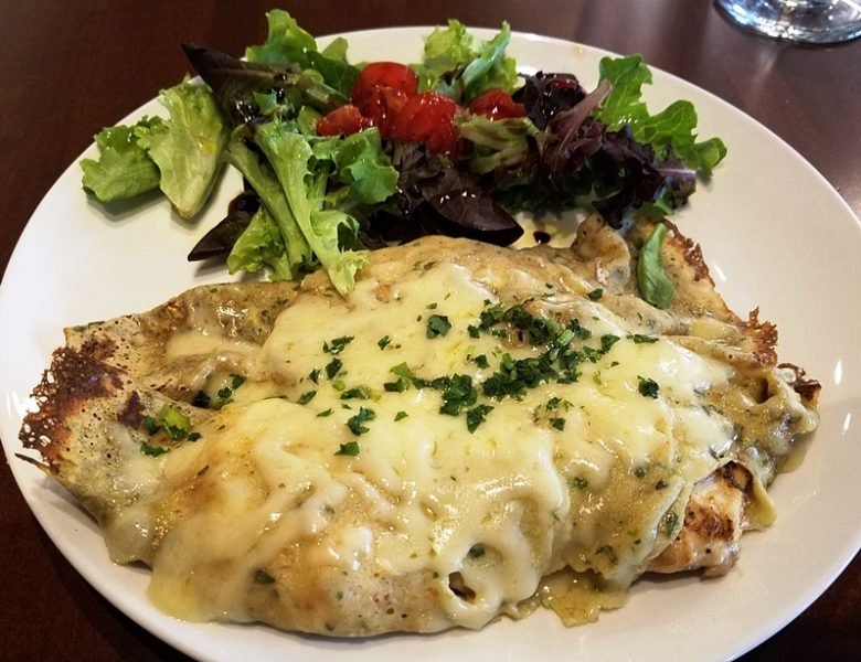 Parisienne crepe (chicken, mushrooms) at Pro's Epicurean Market and Cafe in Cary - nctriangledining.com