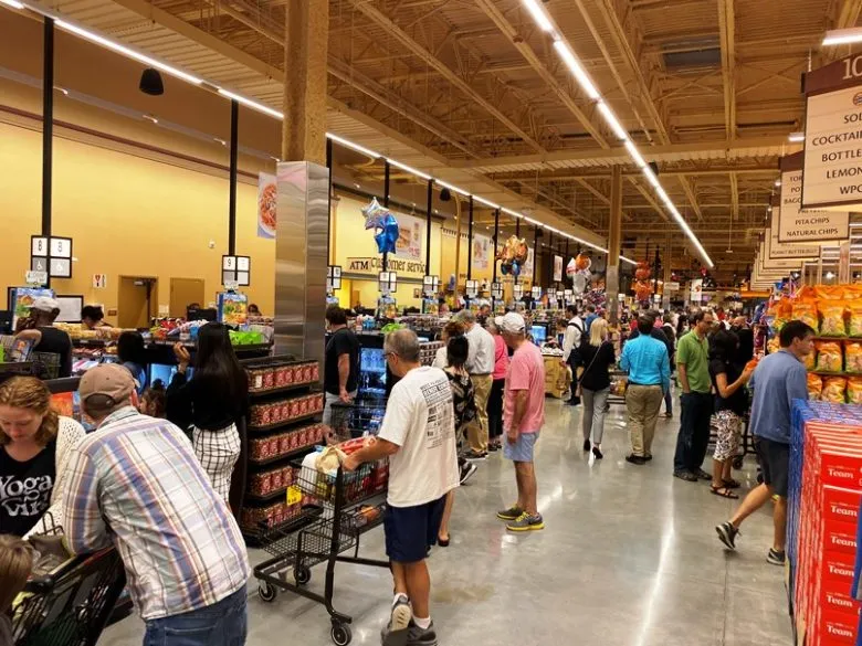 Cash registers at Wegmans in Raleigh - nctriangledining.com