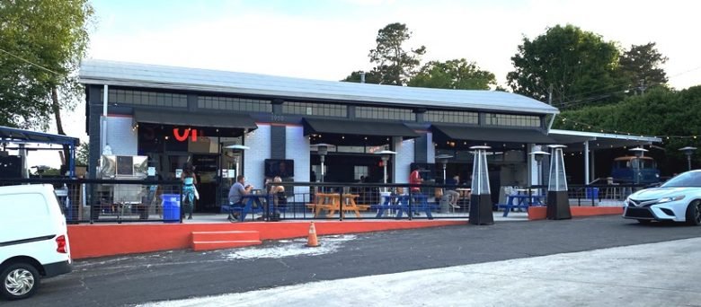 Front of Bowstring Pizza and Brewyard in Raleigh - nctriangledining.com