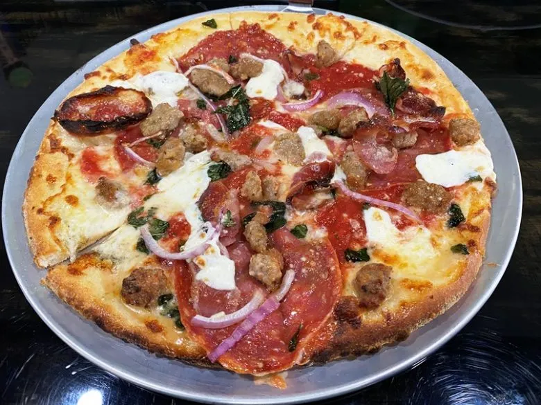 Meat pizza at V Pizza in Cary - nctriangledining.com