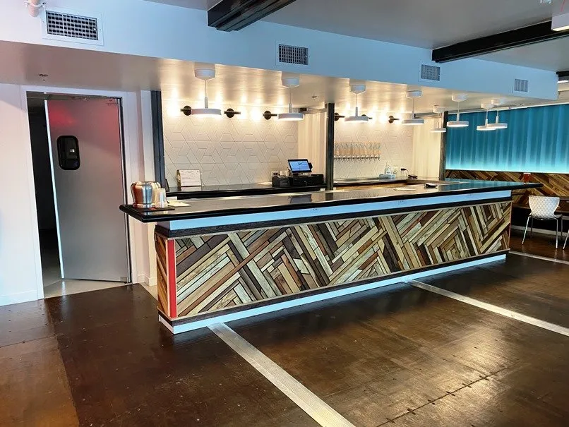 Bar at Fullsteam RTP in Durham - nctriangledining.com