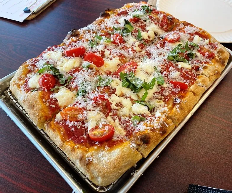 Margherita pizza at Fullsteam RTP in Durham - nctriangledining.com