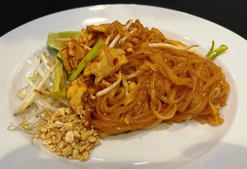 Pad thai with chicken at Thai 54 in Morrisville - nctriangledining.com