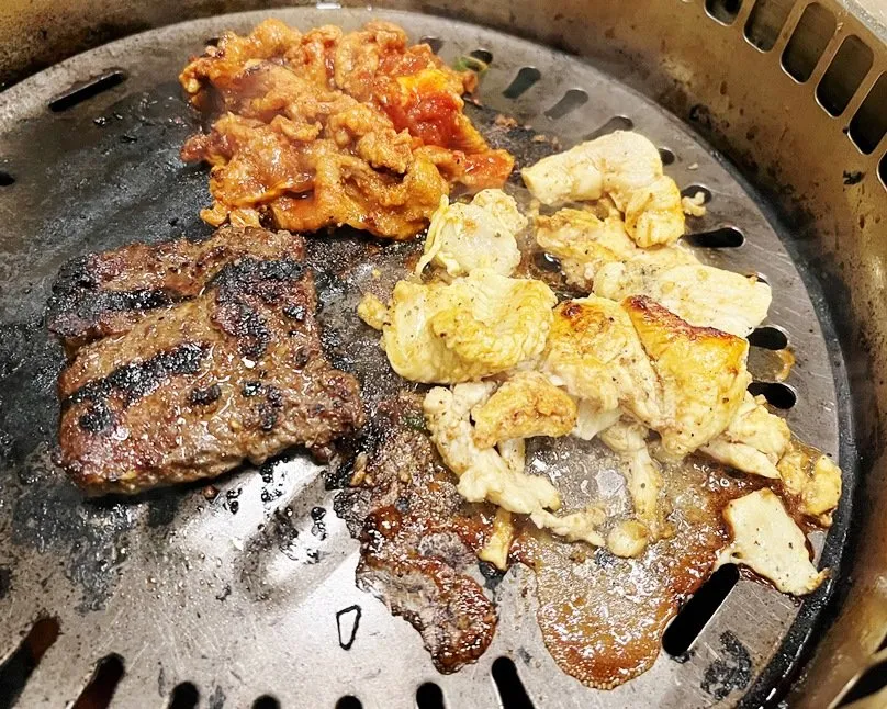Spicy pork, lemon-pepper chicken and short rib patty at Seol Grille in Cary - nctriangledining.com