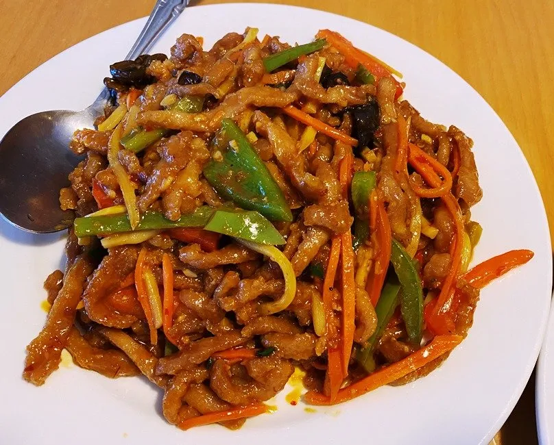 Shredded pork in garlic sauce at Taipei 101 in Cary - nctriangledining.com