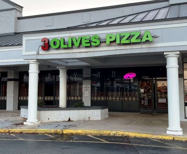 Karavan at 3 Olives Pizza in Raleigh - nctriangledining.com