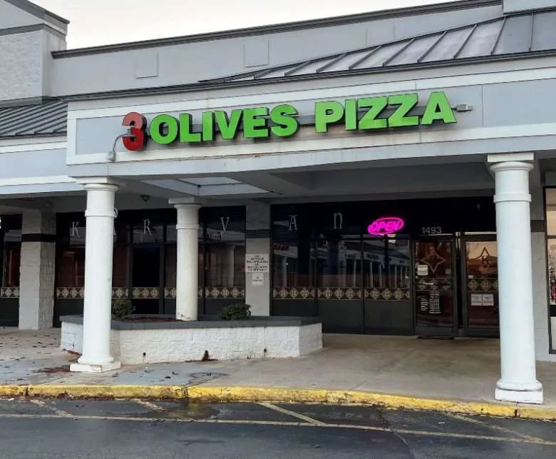 Karavan at 3 Olives Pizza in Raleigh - nctriangledining.com
