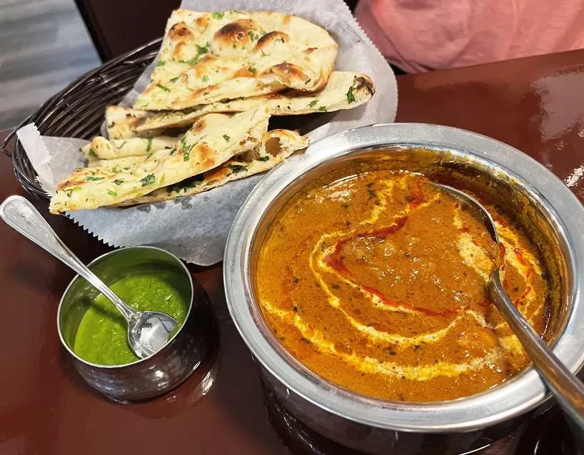Naan and chicken korma at Saffron Indian Cuisine, Cary - nctriangledining.com