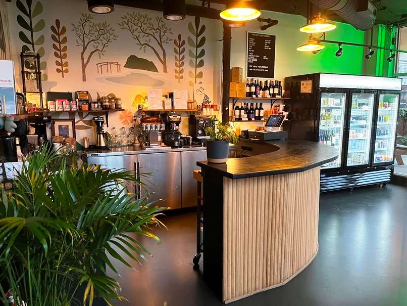 Coffee and beer bar area at Gussie's, Raleigh - nctriangledining.com