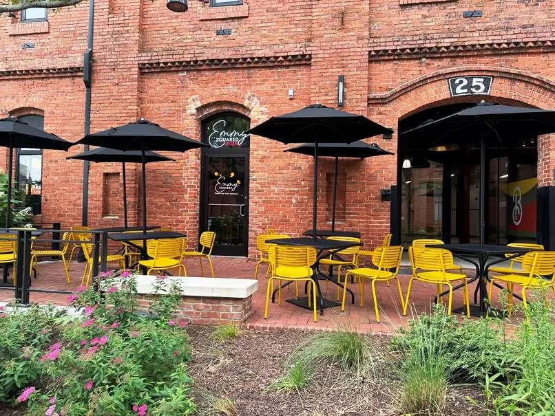Patio at Emmy Squared in Durham - nctriangledining.com