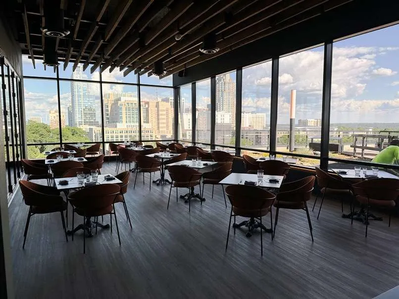 Corner dining room at La Terrazza in Raleigh - nctriangledining.com