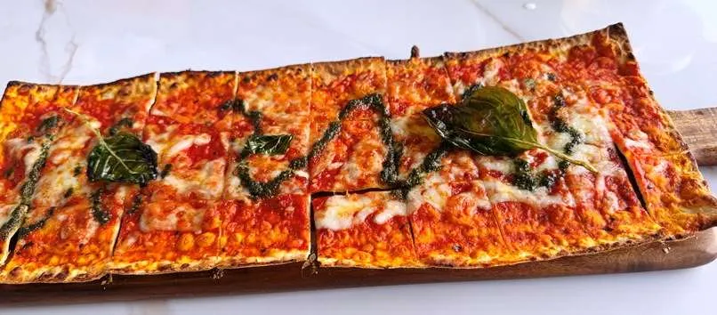 Margherita flatbread at the Lenny in Durham - nctriangledining.com