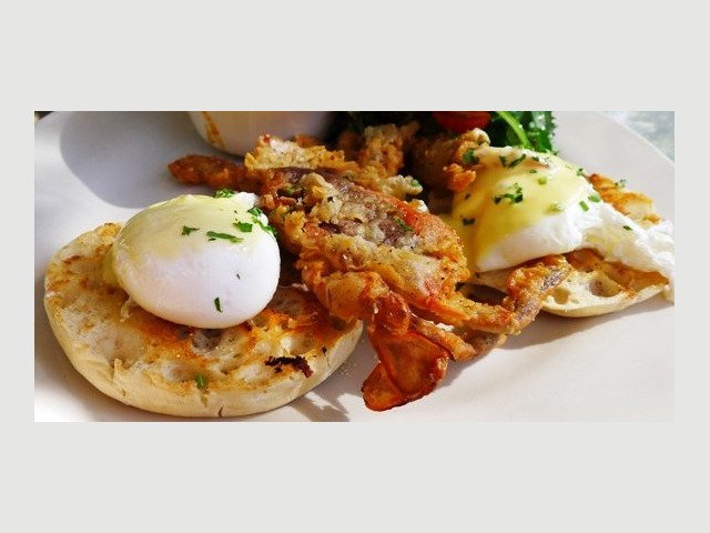 Crab benedict at Acme Restaurant